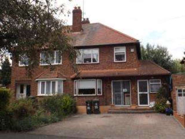  Image of 3 bedroom Semi-Detached house for sale in Hillyfields Loughton IG10 at Loughton Essex Loughton, IG10 2PT