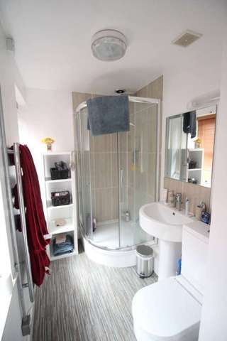  Image of 3 bedroom Apartment to rent in Lower Brook Street Ipswich IP4 at Lower Brook Street  Ipswich, IP4 1AP