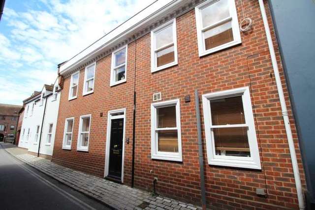  Image of 3 bedroom Apartment to rent in Lower Brook Street Ipswich IP4 at Lower Brook Street  Ipswich, IP4 1AP