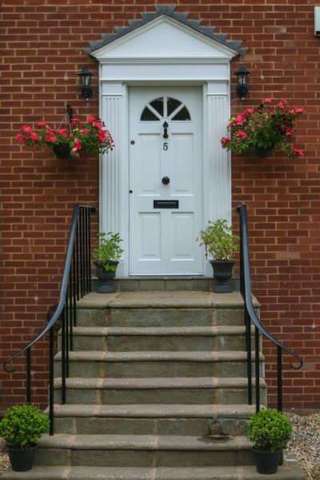  Image of 4 bedroom Town House for sale in Belgrave Road Bowdon Altrincham WA14 at ALTRINCHAM, WA14 2NP