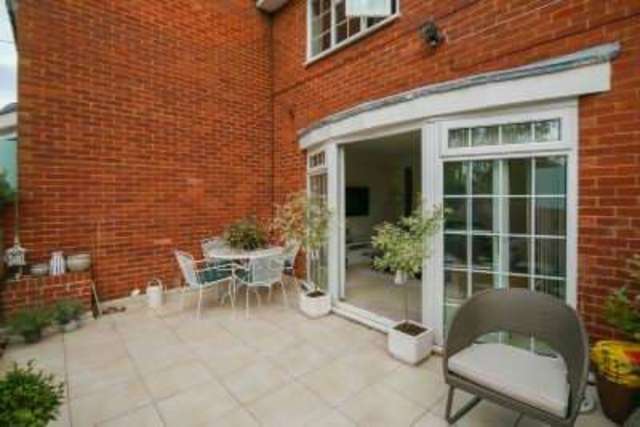  Image of 4 bedroom Town House for sale in Belgrave Road Bowdon Altrincham WA14 at ALTRINCHAM, WA14 2NP