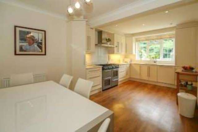  Image of 4 bedroom Town House for sale in Belgrave Road Bowdon Altrincham WA14 at ALTRINCHAM, WA14 2NP