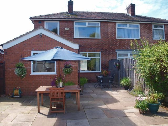  Image of 3 bedroom Semi-Detached house for sale in Margaret Avenue Rochdale OL16 at Margaret Avenue Newbold Rochdale, OL16 5BG