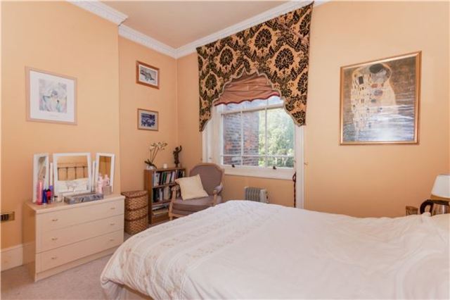  Image of 3 bedroom Maisonette for sale in Marina St. Leonards-on-Sea TN38 at St Leonards on Sea East Sussex, TN38 0BL