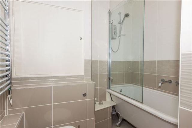  Image of 3 bedroom Maisonette for sale in Marina St. Leonards-on-Sea TN38 at St Leonards on Sea East Sussex, TN38 0BL
