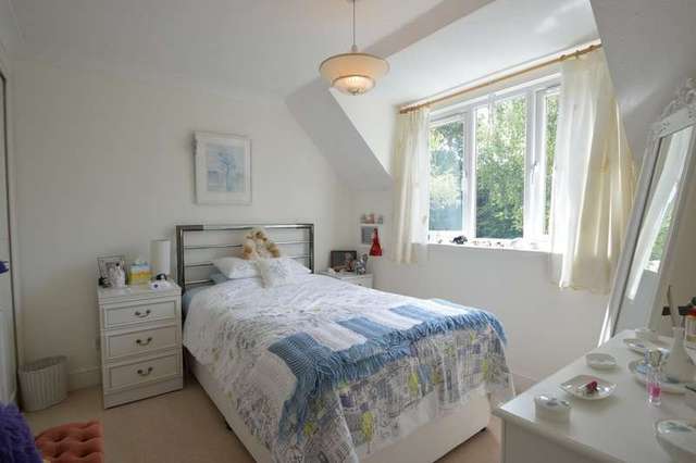  Image of 2 bedroom End of Terrace for sale in Pilgrims Close Chandler