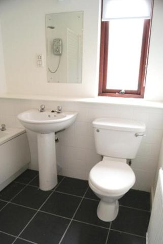  Image of 2 bedroom Flat to rent in Maryhill Road Glasgow G20 at St Georges Cross Glasgow Glasgow, G20 7XN