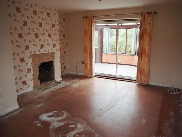  Image of 3 bedroom Semi-Detached house for sale in Masefield Crescent Balderton Newark NG24 at Masefield Crescent Balderton Newark, NG24 3QG