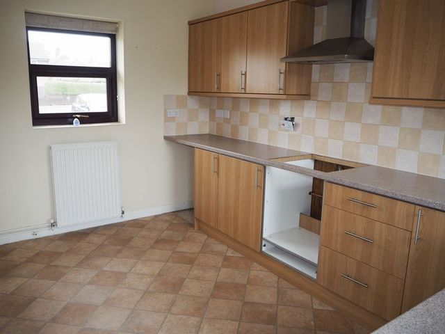  Image of 3 bedroom Semi-Detached house for sale in Masefield Crescent Balderton Newark NG24 at Masefield Crescent Balderton Newark, NG24 3QG