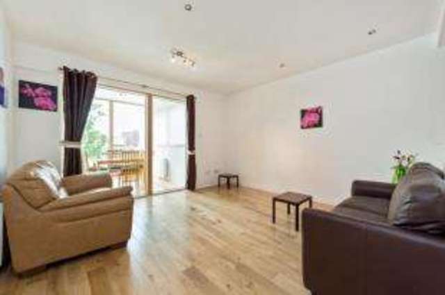  Image of 1 bedroom Flat for sale in Meadowside Quay Walk Glasgow G11 at Glasgow Harbour Glasgow Partick, G11 6AX