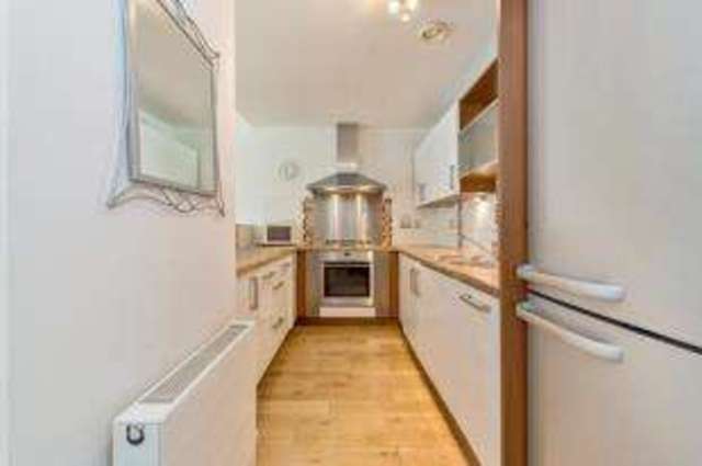  Image of 1 bedroom Flat for sale in Meadowside Quay Walk Glasgow G11 at Glasgow Harbour Glasgow Partick, G11 6AX