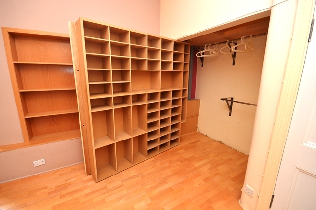  Image of 2 bedroom Flat to rent in Mertoun Place Edinburgh EH11 at Merchiston Edinburgh Edinburgh, EH11 1JY