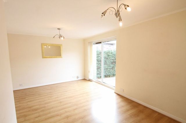  Image of 2 bedroom Property to rent in Foxwist Close Chester CH2 at Foxwist Close  Chester, CH2 2DS