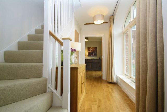  Image of 3 bedroom Mews for sale in Michaelis Road Thame OX9 at Michaelis Road  Thame, OX9 2FB