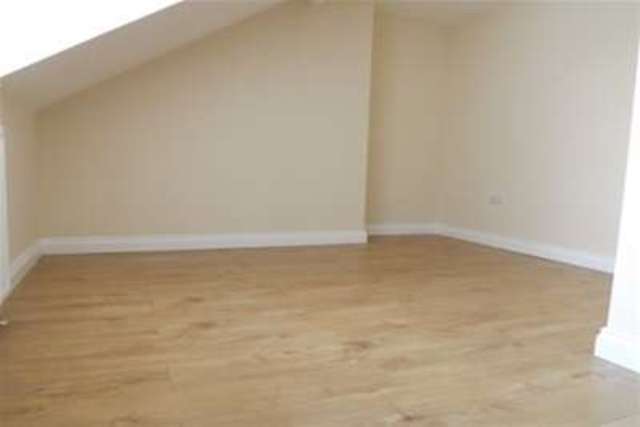  Image of 3 bedroom Flat to rent in Middlewood Road Sheffield S6 at Sheffield, S6 1TD
