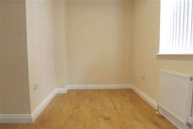  Image of 3 bedroom Flat to rent in Middlewood Road Sheffield S6 at Sheffield, S6 1TD