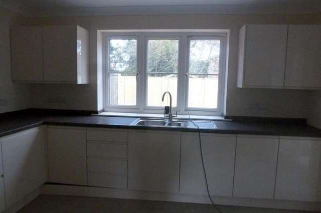  Image of 6 bedroom Detached house to rent in Mill Road Frettenham Norwich NR12 at Mill Road Frettenham Norwich, NR12 7NU