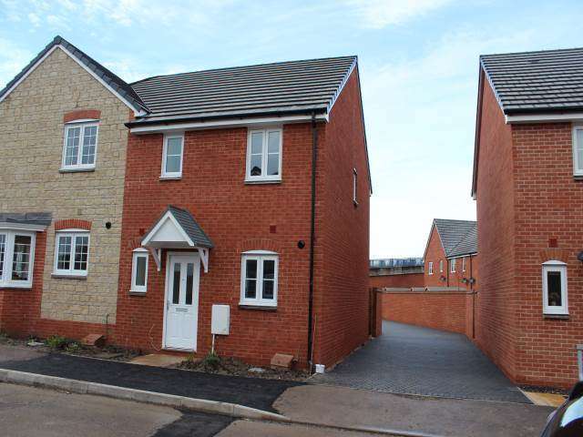  Image of 3 bedroom Detached house to rent in Millstone Close Weston-super-Mare BS24 at Locking Castle Weston-super-Mare West Wick, BS24 7GY