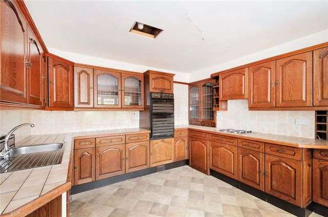  Image of 4 bedroom Detached house to rent in Milverton Taunton TA4 at Milverton  Taunton, TA4 1NQ