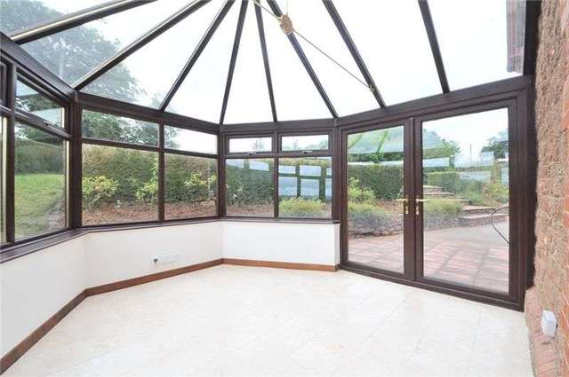  Image of 4 bedroom Detached house to rent in Milverton Taunton TA4 at Milverton  Taunton, TA4 1NQ