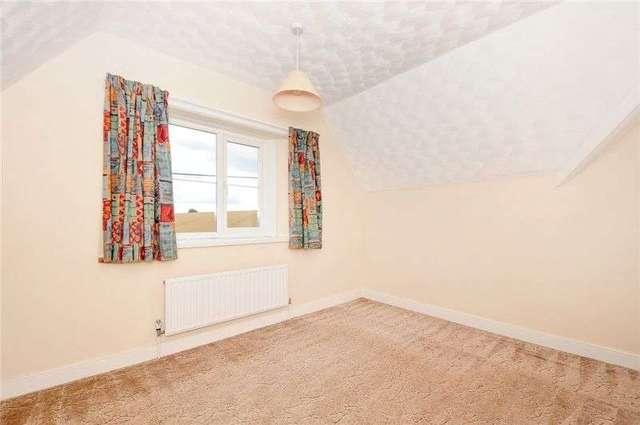 Image of 4 bedroom Detached house to rent in Milverton Taunton TA4 at Milverton  Taunton, TA4 1NQ
