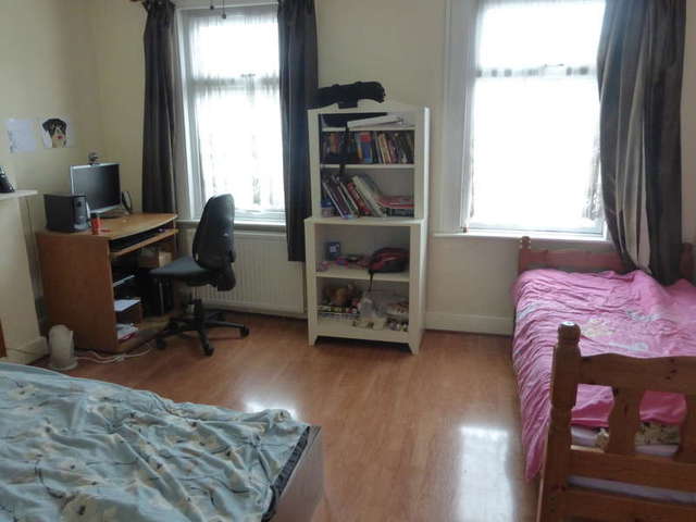  Image of 3 bedroom End of Terrace for sale in Mitcham Road Croydon CR0 at Croydon Mitcham Road, Croydon, CR0 3JF, CR0 3JF