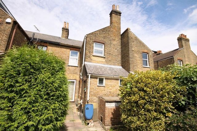  Image of 2 bedroom Terraced house for sale in Monkswood Avenue Waltham Abbey EN9 at Monkswood Avenue  Waltham Abbey, EN9 1LB
