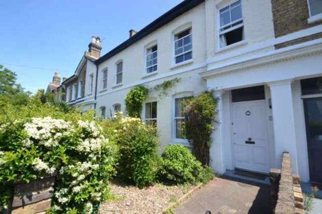  Image of 5 bedroom Terraced house to rent in Montpelier Road London SE15 at Montpelier Road  Peckham, SE15 2HE