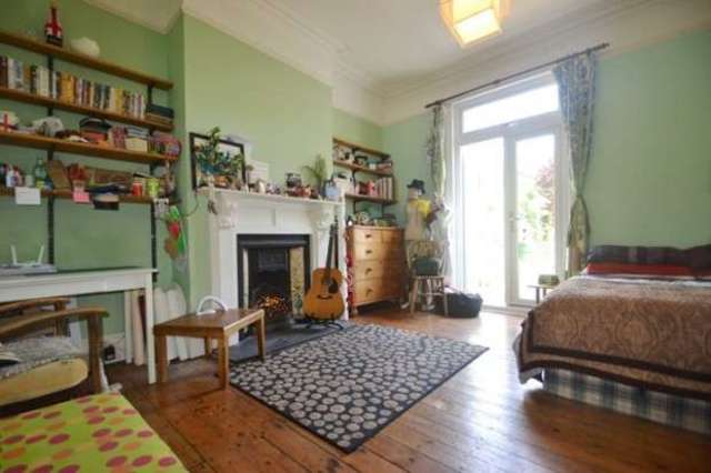  Image of 5 bedroom Terraced house to rent in Montpelier Road London SE15 at Montpelier Road  Peckham, SE15 2HE