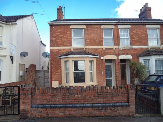  Image of 3 bedroom Semi-Detached house for sale in Moredon Road Swindon SN25 at Moredon Road  Swindon, SN25 3DQ