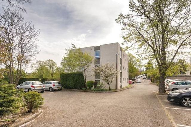  Image of 2 bedroom Flat to rent in Morningside Court Edinburgh EH10 at Morningside Edinburgh Edinburgh, EH10 5NY