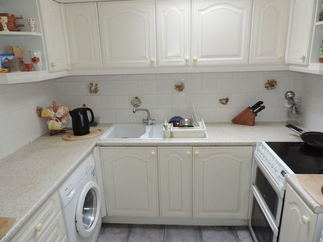  Image of 2 bedroom Bungalow for sale in Charlotte Close Mount Hawke Truro TR4 at Charlotte Close Mount Hawke Truro, TR4 8TS