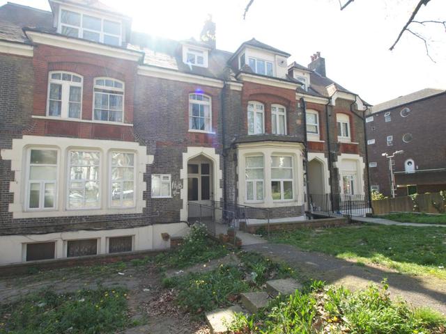  Image of Flat to rent in Mount View Road London N4 at Crouch End London Stroud Green, N4 4SL