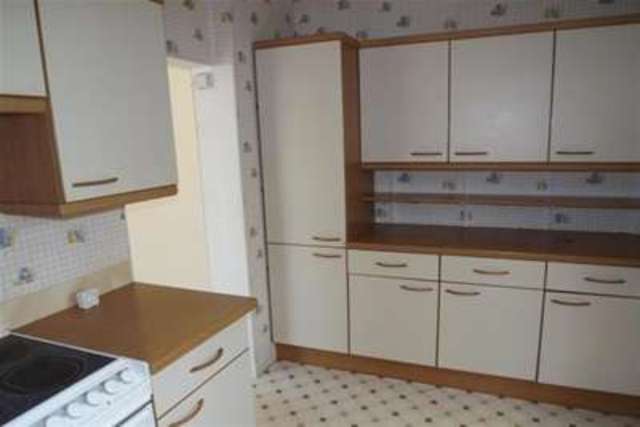  Image of 2 bedroom Bungalow to rent in Pauntley Road Mudeford Christchurch BH23 at Christchurch, BH23 3JW