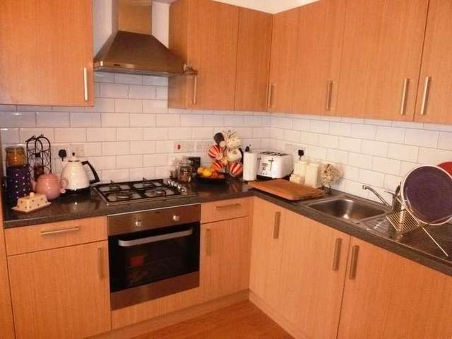  Image of 1 bedroom Apartment to rent in Mulgrave Road Croydon CR0 at Croydon, CR0 1BL