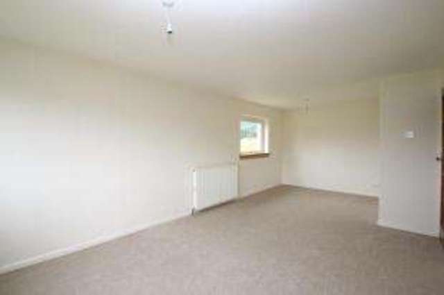 Image of 2 bedroom Flat for sale in Mull East Kilbride Glasgow G74 at East Kilbride Glasgow East Kilbride, G74 2DY