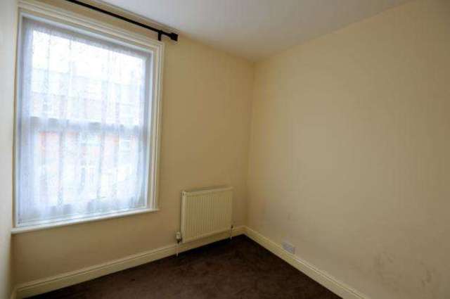  Image of 3 bedroom Terraced house for sale in Murchison Street Scarborough YO12 at Murchison Street  Scarborough, YO12 7RN