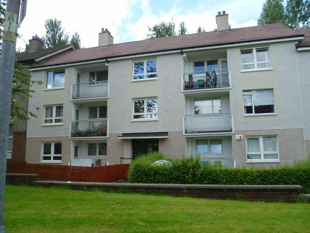  Image of 2 bedroom Flat to rent in Myrtle Place Glasgow G42 at Mount Florida Glasgow Glasgow, G42 8UJ