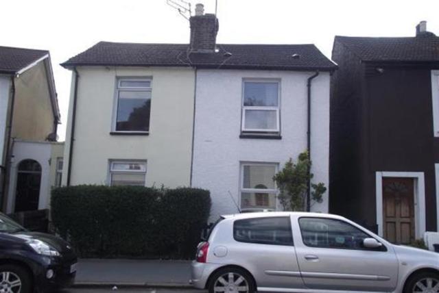  Image of 2 bedroom Terraced house to rent in Keens Road Croydon CR0 at Croydon, CR0 1AH