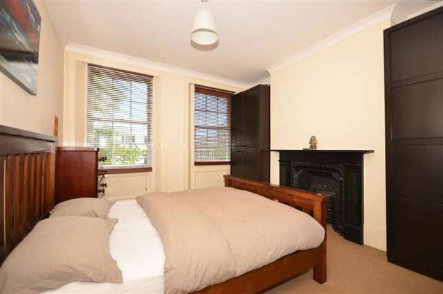  Image of 4 bedroom Terraced house for sale in New Road Chatham ME4 at Chatham Kent Chatham, ME4 4QR