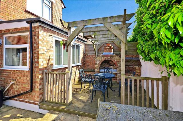  Image of 4 bedroom Detached house for sale in Newington Road Ramsgate CT11 at Ramsgate Kent Ramsgate, CT11 0QX