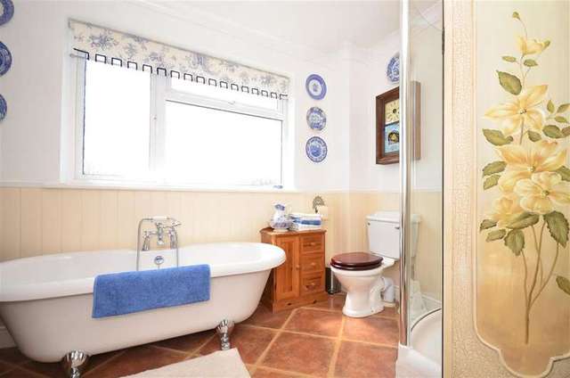  Image of 4 bedroom Detached house for sale in Newington Road Ramsgate CT11 at Ramsgate Kent Ramsgate, CT11 0QX