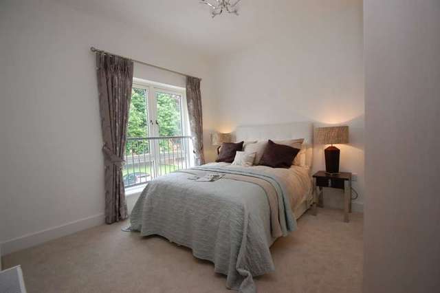  Image of 4 bedroom Semi-Detached house to rent in Newlands Way Cholsey Wallingford OX10 at Cholsey  Wallingford, OX10 9FF