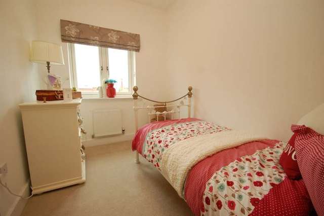  Image of 4 bedroom Semi-Detached house to rent in Newlands Way Cholsey Wallingford OX10 at Cholsey  Wallingford, OX10 9FF