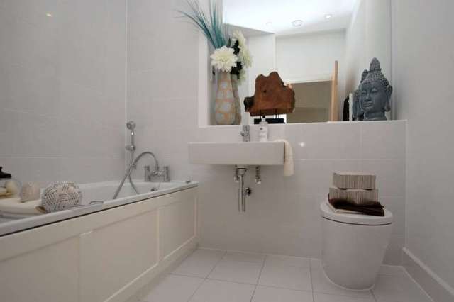  Image of 4 bedroom Semi-Detached house to rent in Newlands Way Cholsey Wallingford OX10 at Cholsey  Wallingford, OX10 9FF