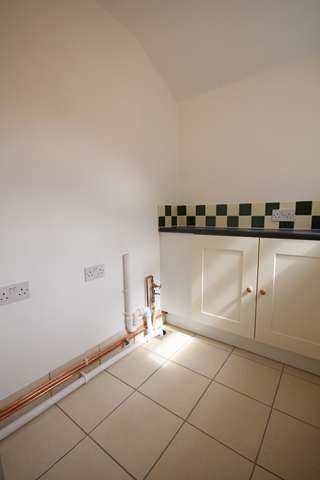  Image of 3 bedroom Terraced house to rent in Whinfield Road Worcester WR3 at Whinfield Road Claines Worcester, WR3 7HF