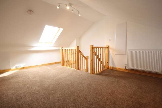  Image of 3 bedroom Terraced house to rent in Whinfield Road Worcester WR3 at Whinfield Road Claines Worcester, WR3 7HF