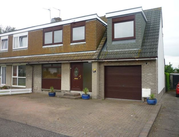  Image of 4 bedroom Semi-Detached house to rent in Niven Road Inverkeithing KY11 at Inverkeithing Fife Fife, KY11 1EE