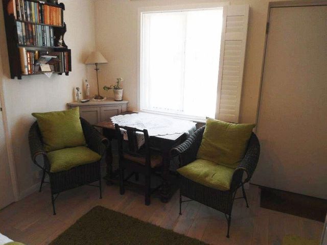  Image of 1 bedroom Flat to rent in Church Road North Mundham Chichester PO20 at Church Road North Mundham Chichester, PO20 1JU