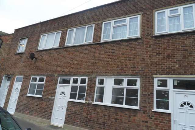  Image of 1 bedroom Flat to rent in North Street London E13 at North Street Plaistow London, E13 9HN
